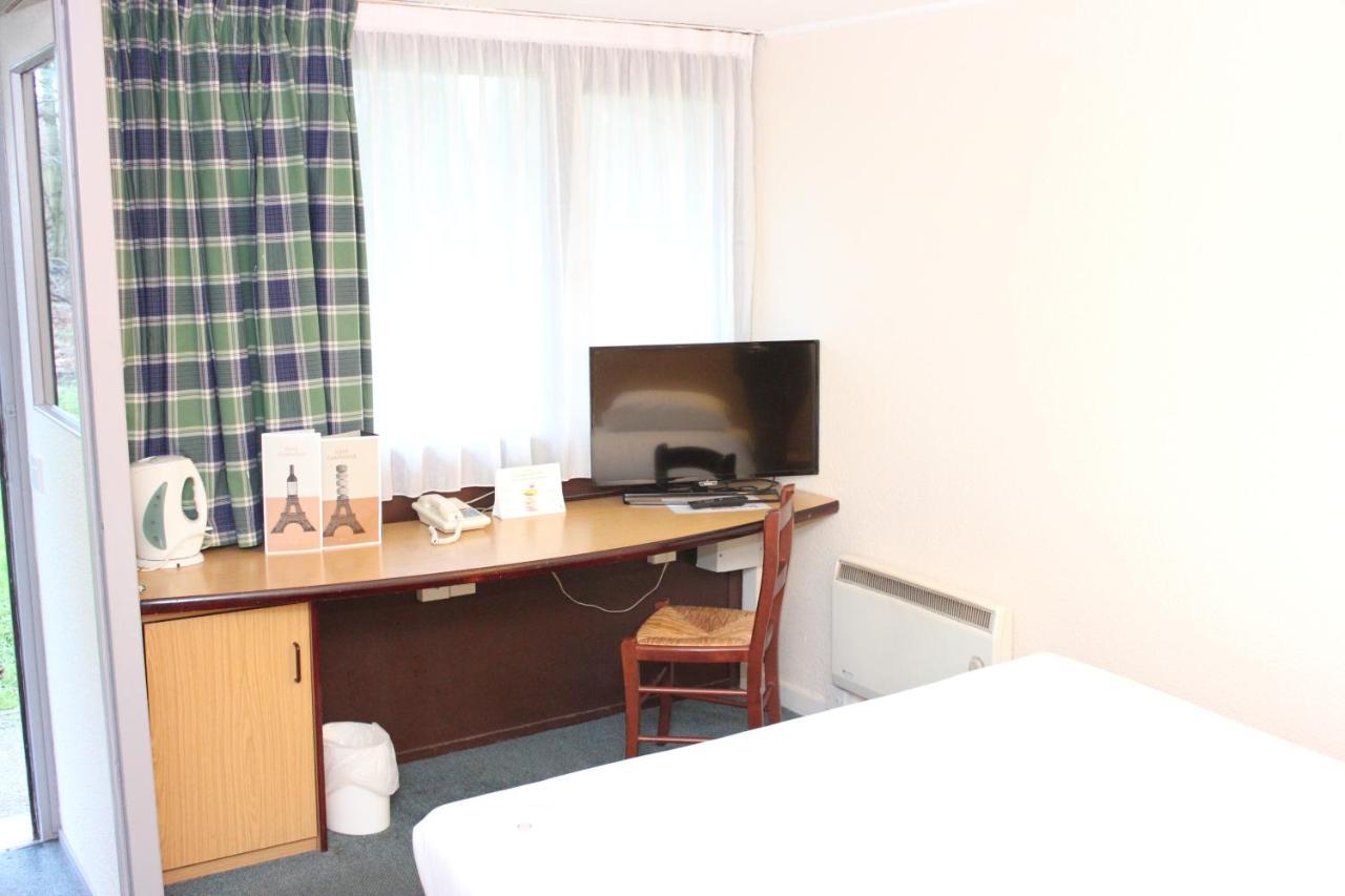 Hotel Campanile Hull 2*